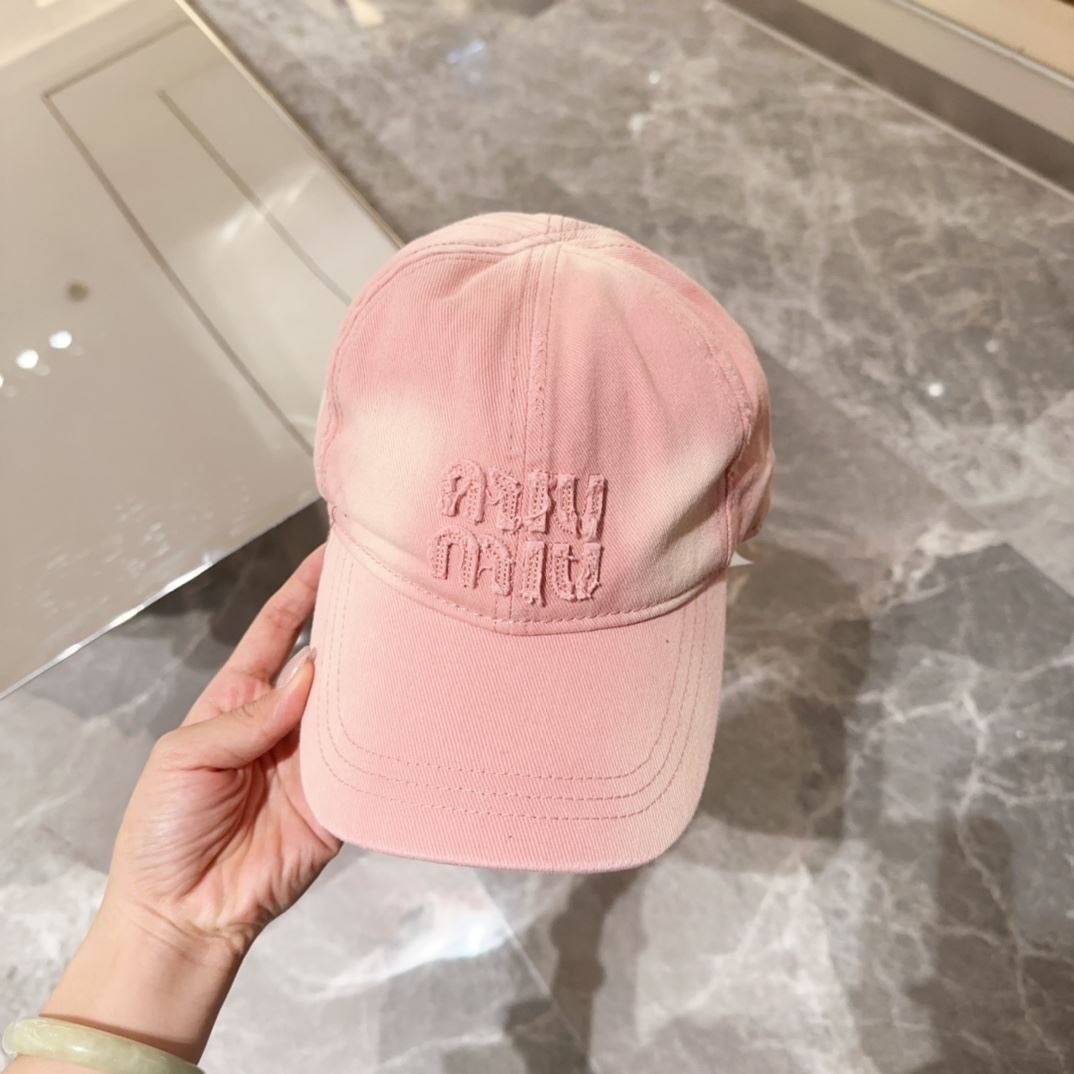 Miu Miu Caps